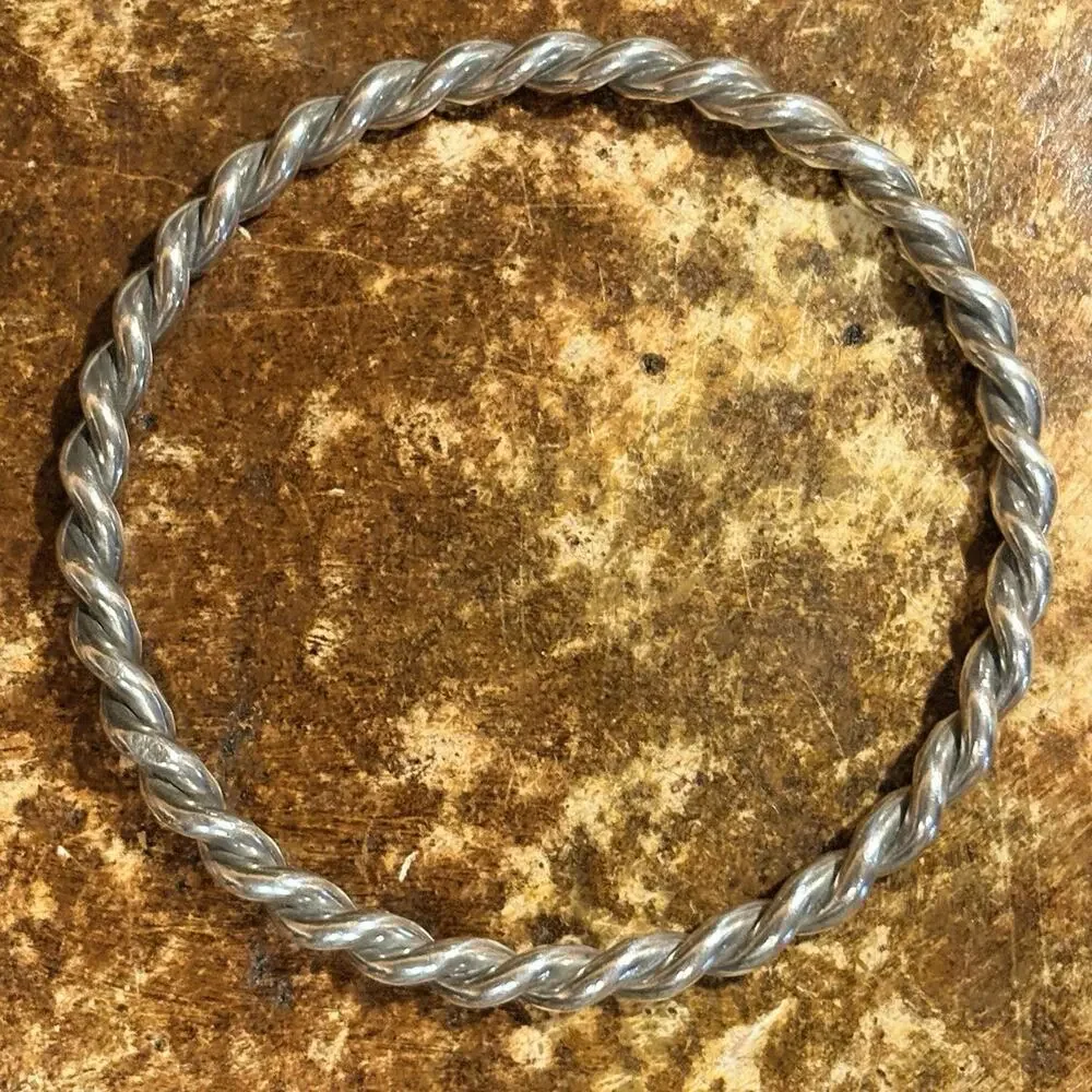 Sterling Silver Twisted Bangle Bracelet 7.25 Inches Vintage 24.6 Grams